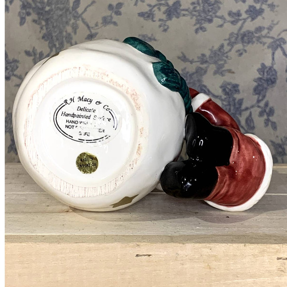 Vintage Hand-Painted R. H. Macy & Co Santa Sack Christmas Mug - Picture 7 of 7